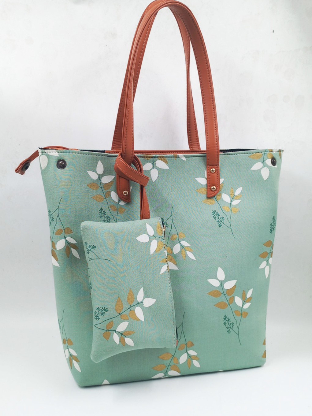 Mint green tote bag hotsell